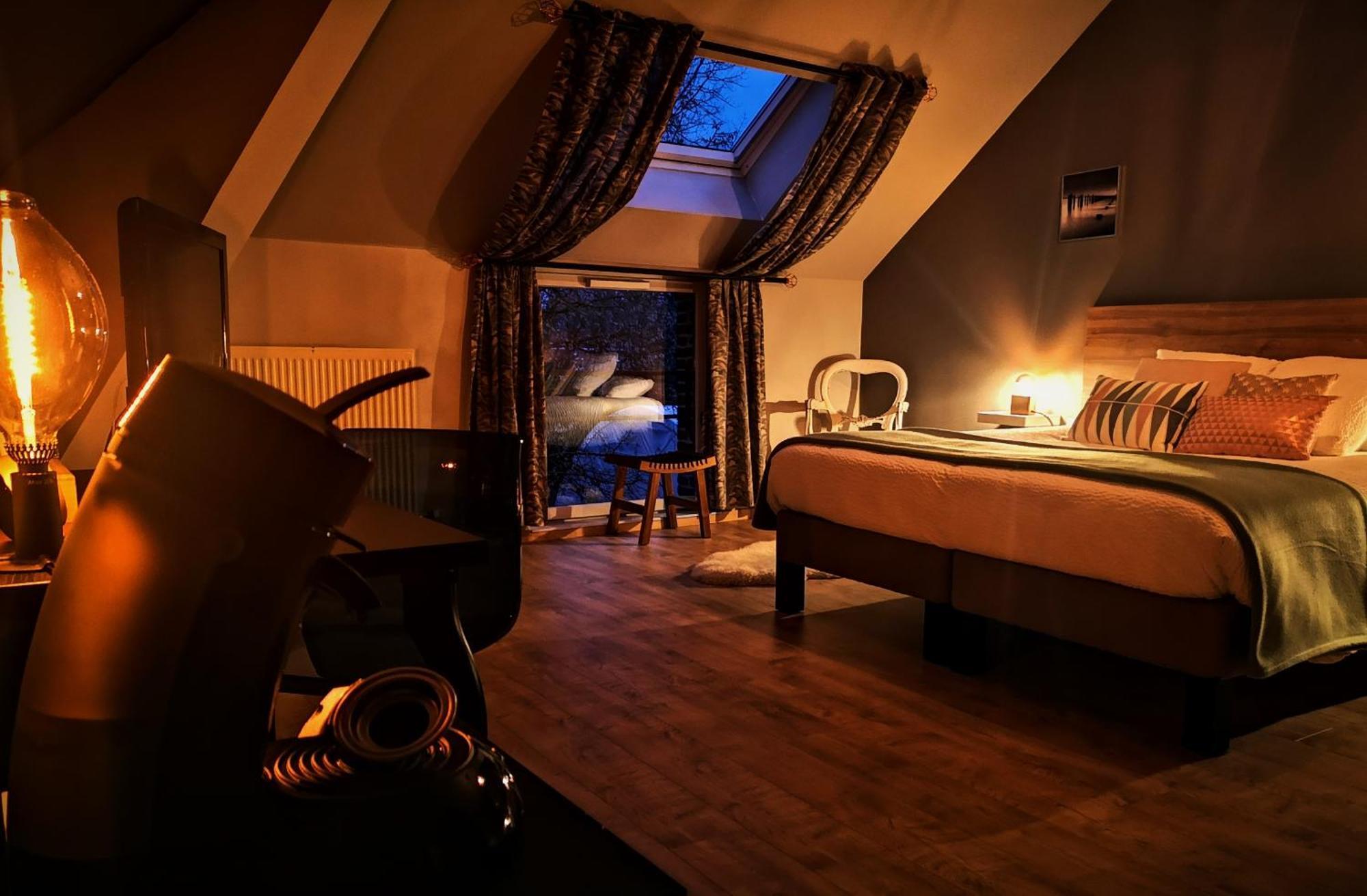 Logis-Hotel-Restaurant La Gentilhommiere Artres Bagian luar foto